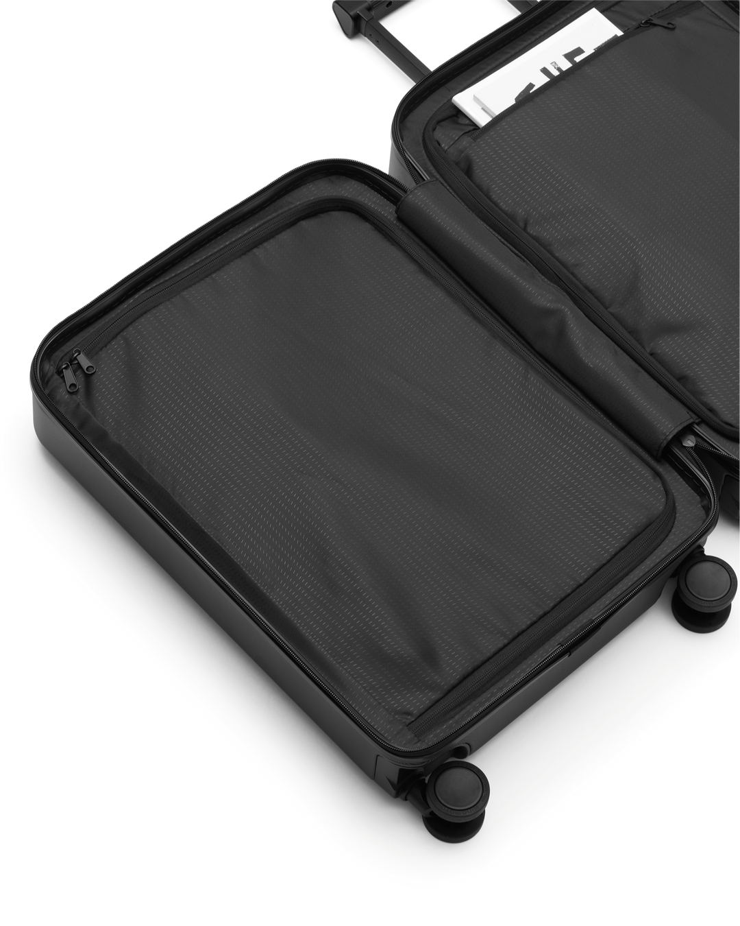 Divider Left for Ramverk zippered Carry-on.png