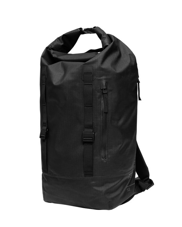 Essential Rolltop 32L-1.png