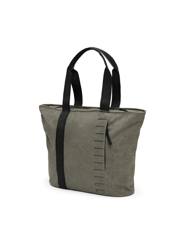 Essential Tote 20L Forest Green_1.png