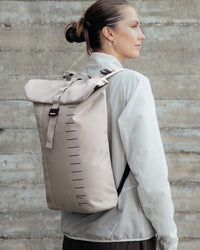 Essential Backpack 12L Fogbow Beige