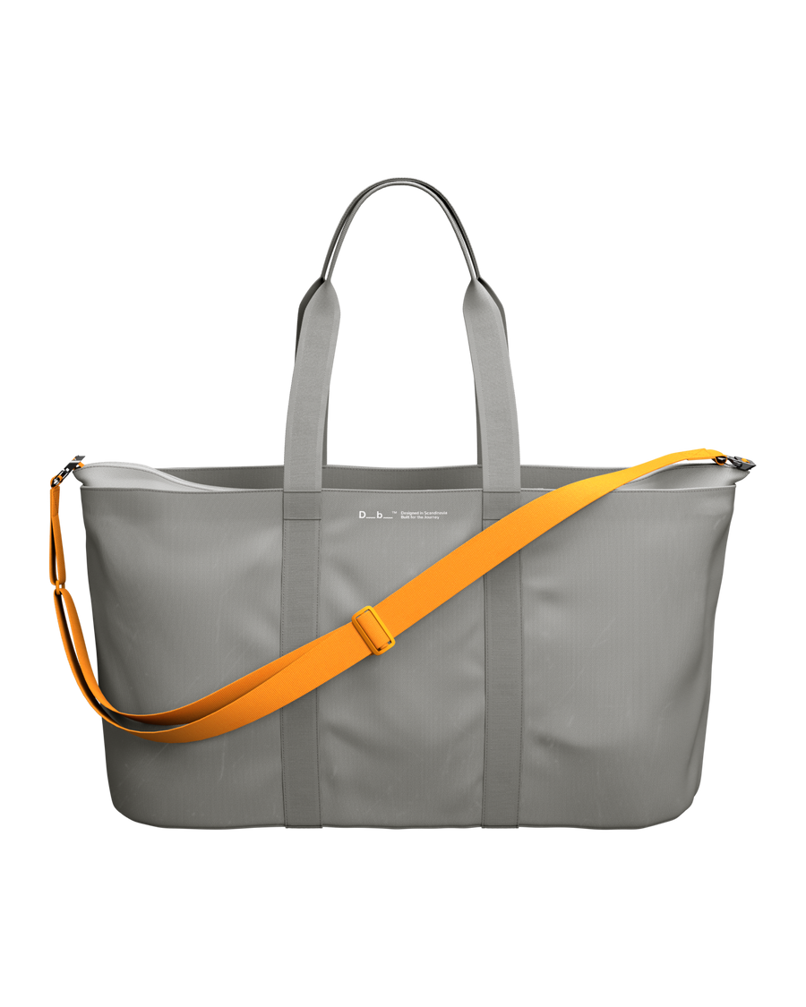 Essential Weekender 40L Sand Grey