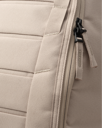 Hugger 30L Fogbow beige material.1.png