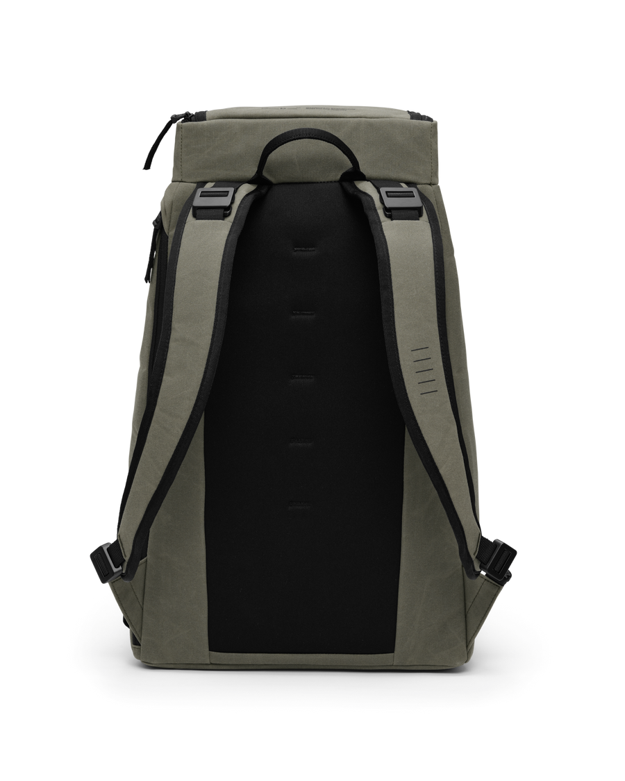 Hugger Backpack 30L Forest Green_4.png