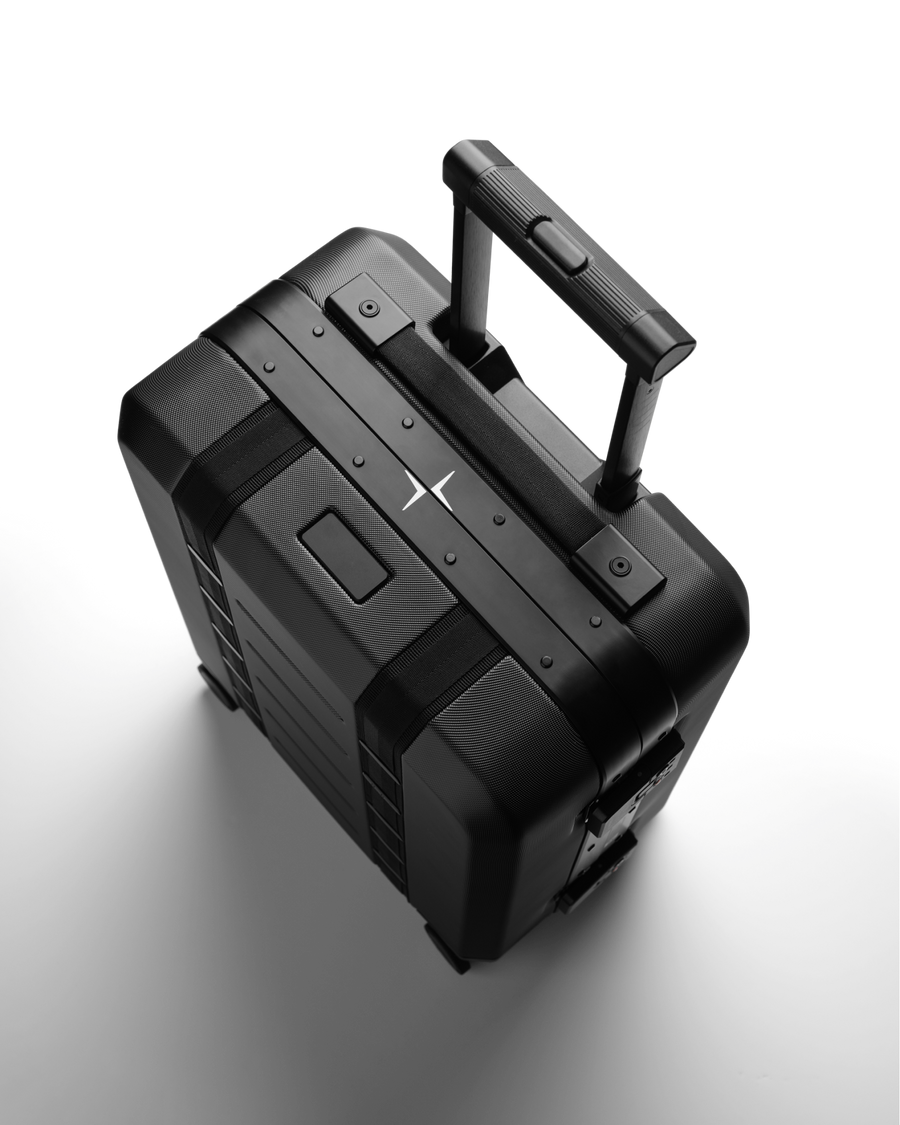 Ramverk Pro Luggage Carry-On_Polestar_4.png