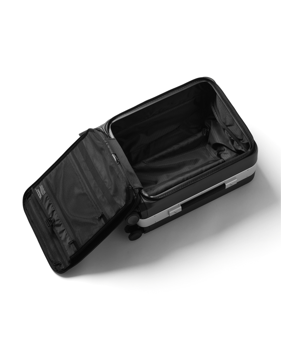 Ramverk Pro Front-access Carry-on Silver