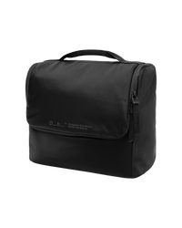 Essential Wash Bag M Black Out