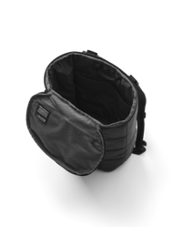 Roamer Duffel 25L Black Out01-3.png