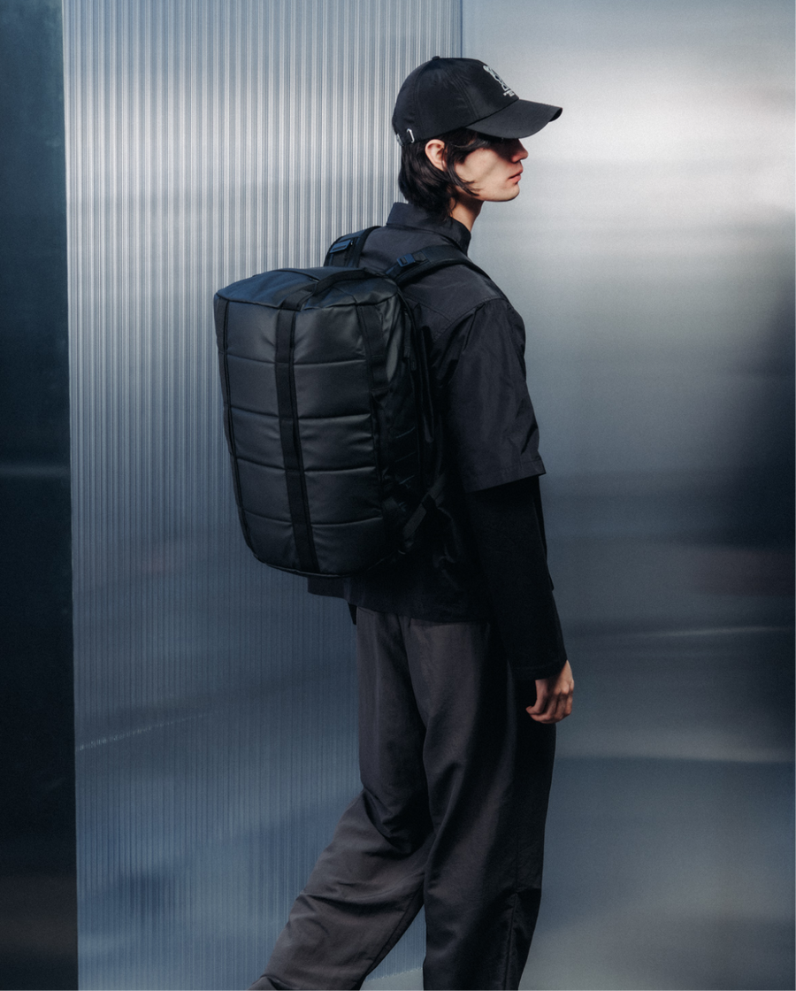 Roamer Duffel 40L Black Out_SS25.png