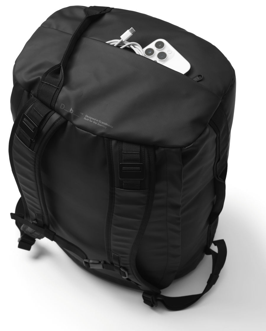 Roamer Duffel 40L Packing Images01.png