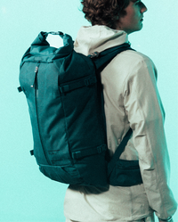 Snow Pro Backpack 32L Midnight Teal-1.png