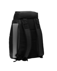 hugger_backpack_1st_generation_20L_19_202.png