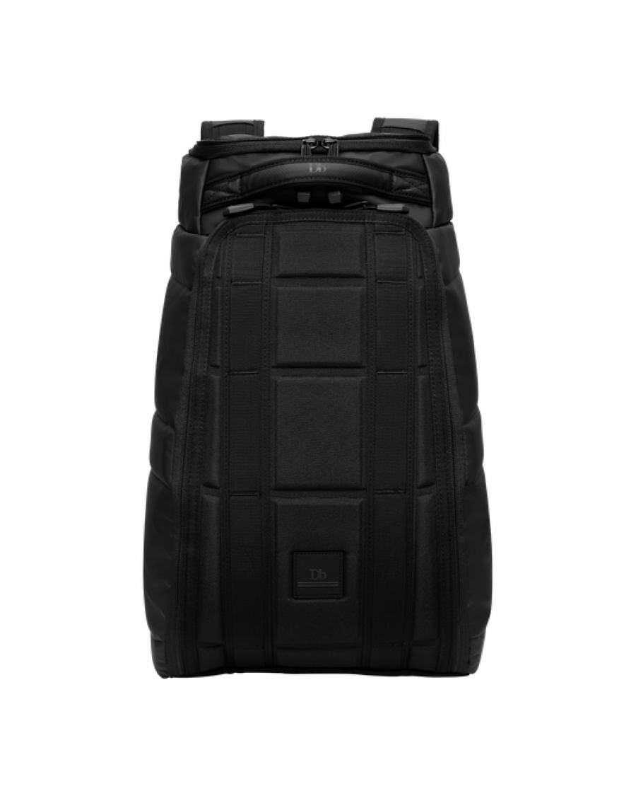 hugger_backpack_1st_generation_20L_19_208.png