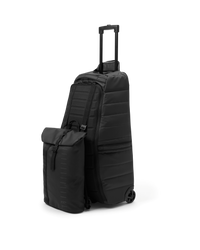 Essential_Backpack_12L_Black_Out_Db_2.png