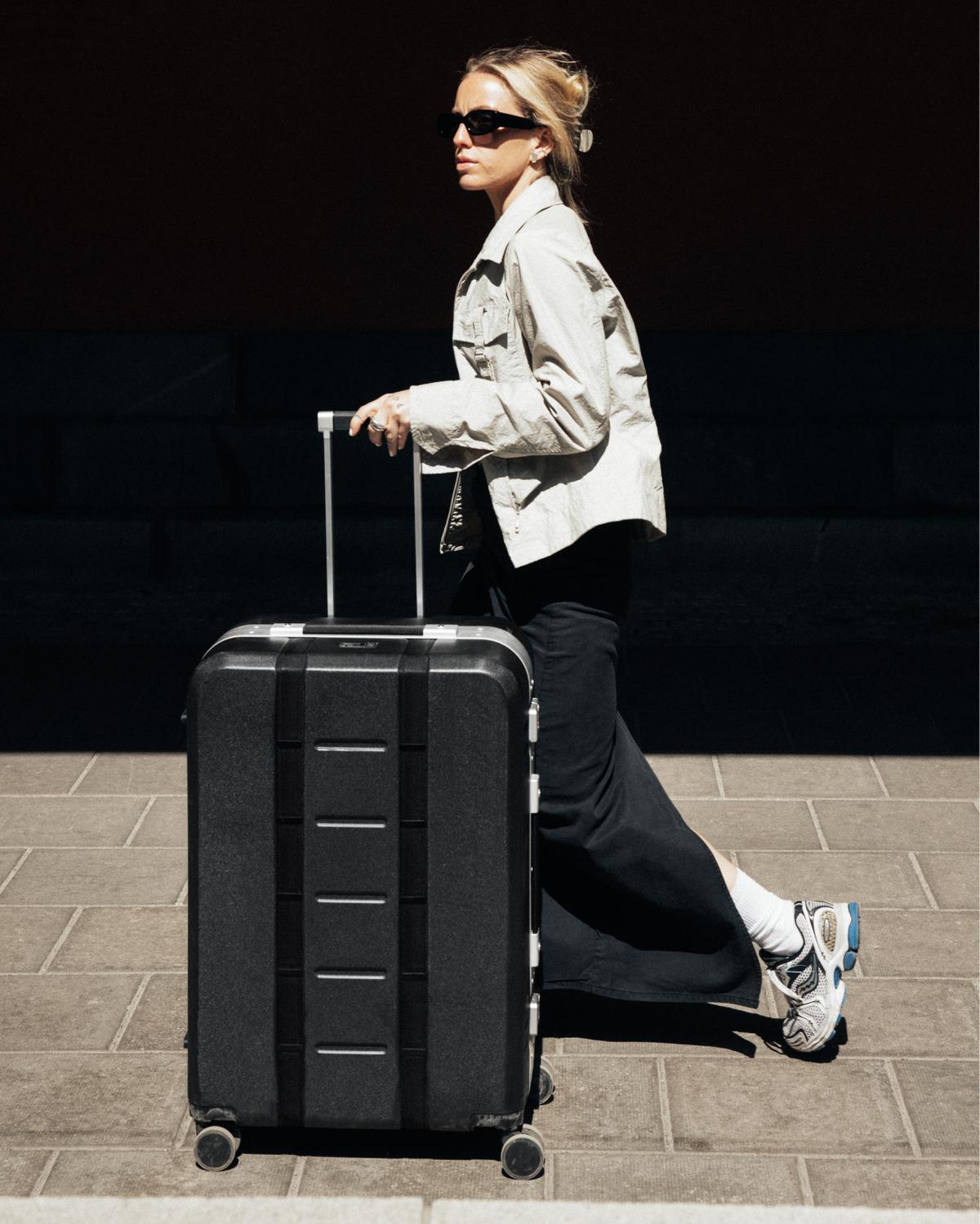 Ramverk pro check in luggage large silver-9.png